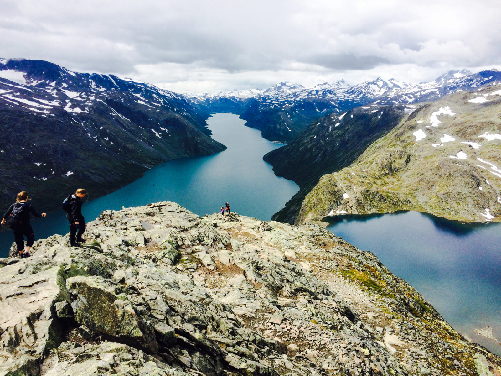 Besseggen Hike