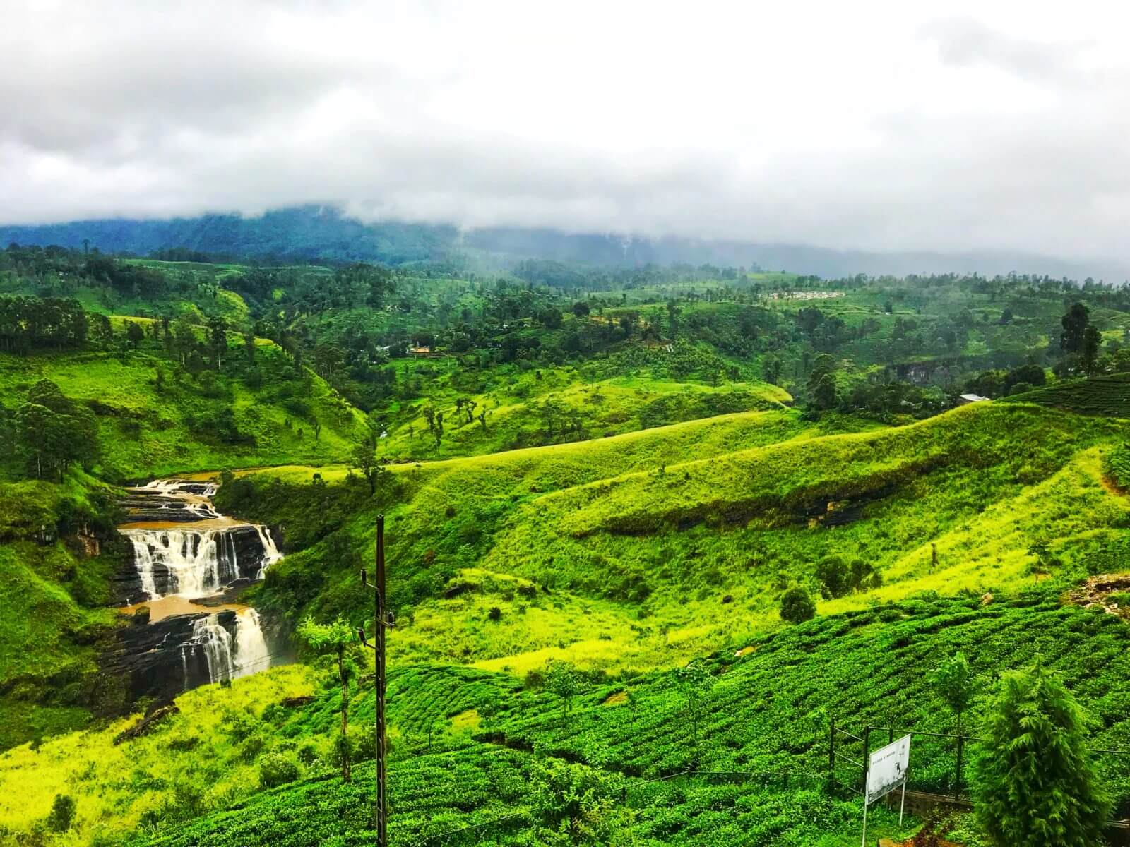 St Claire's Waterfall, Nuwara Eliya 