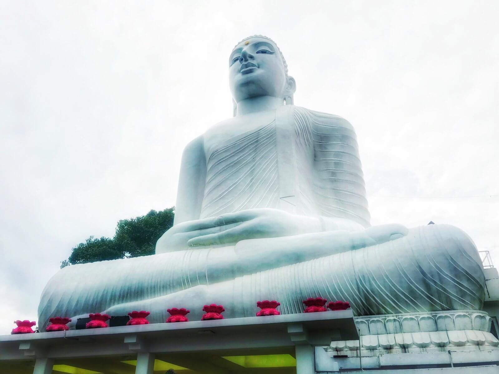 Bahiravokanda Vihara Buddha Statue, Sri Lanka