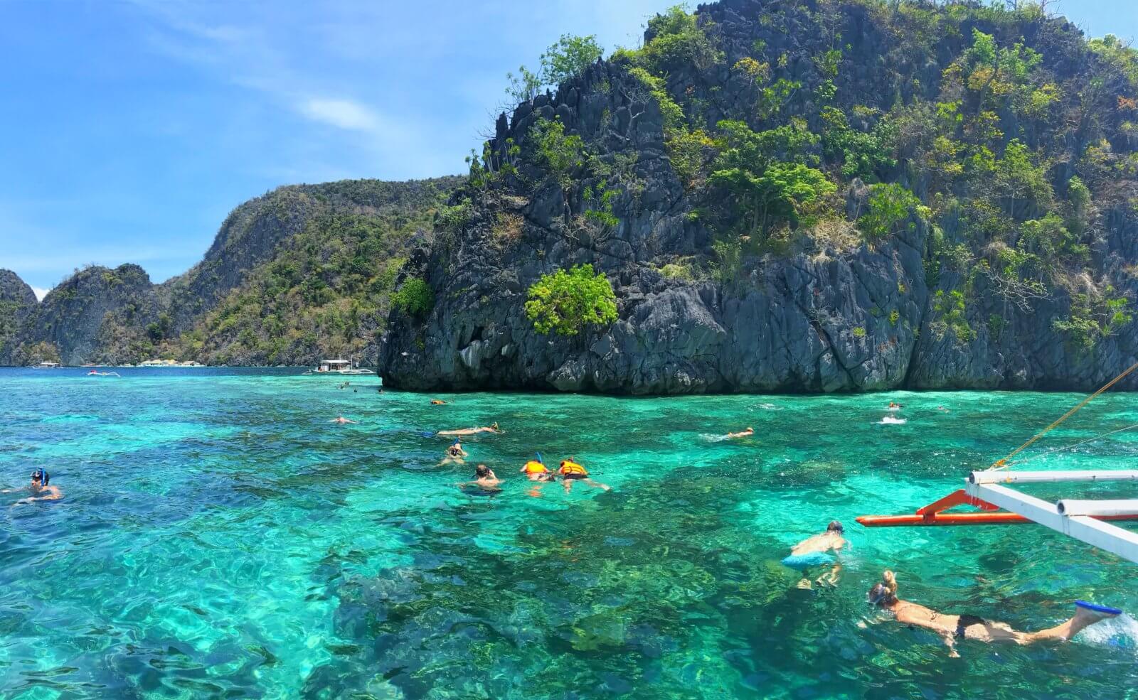 Island Hopping in Coron