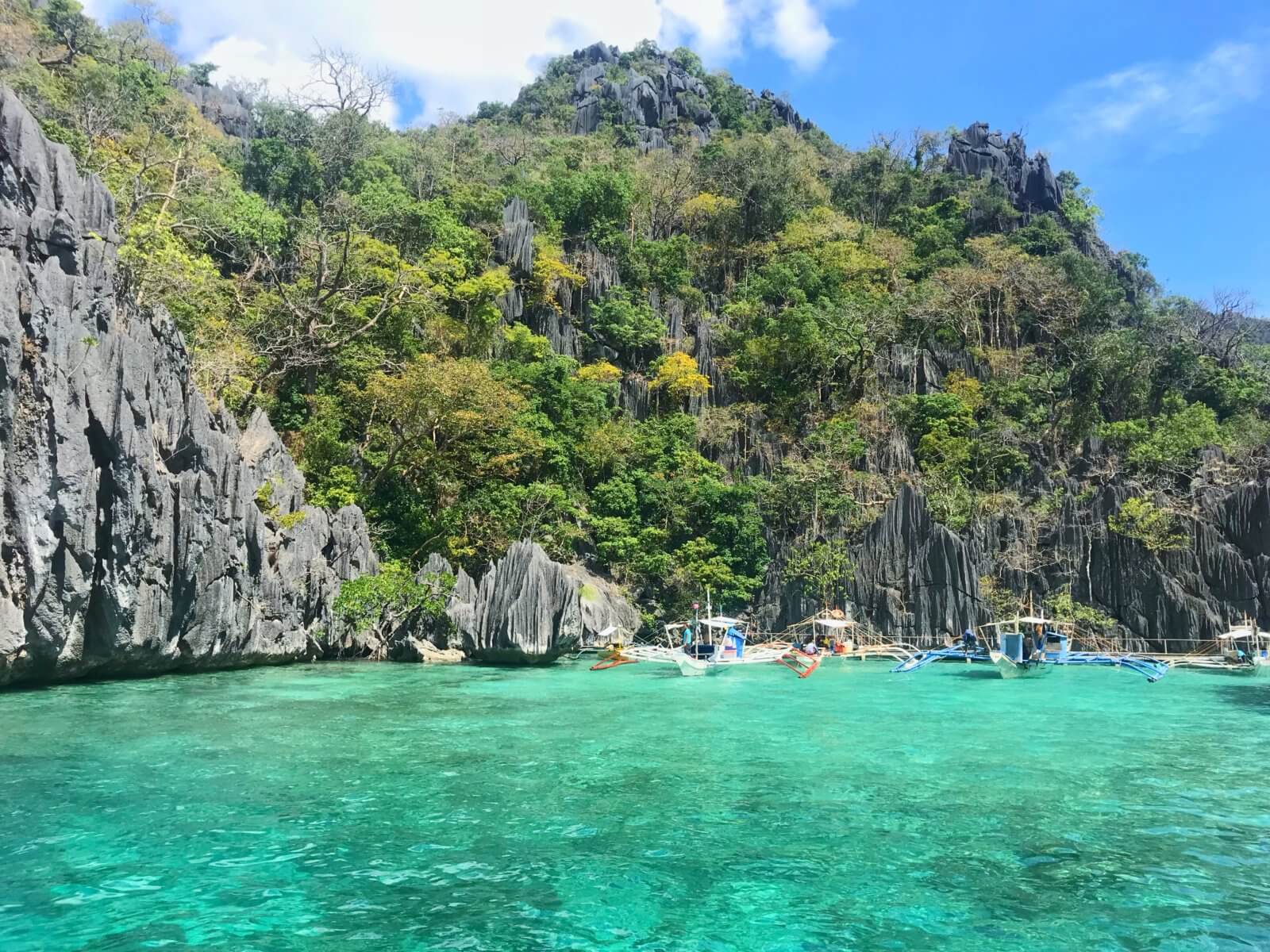 Island Hopping tour in Coron