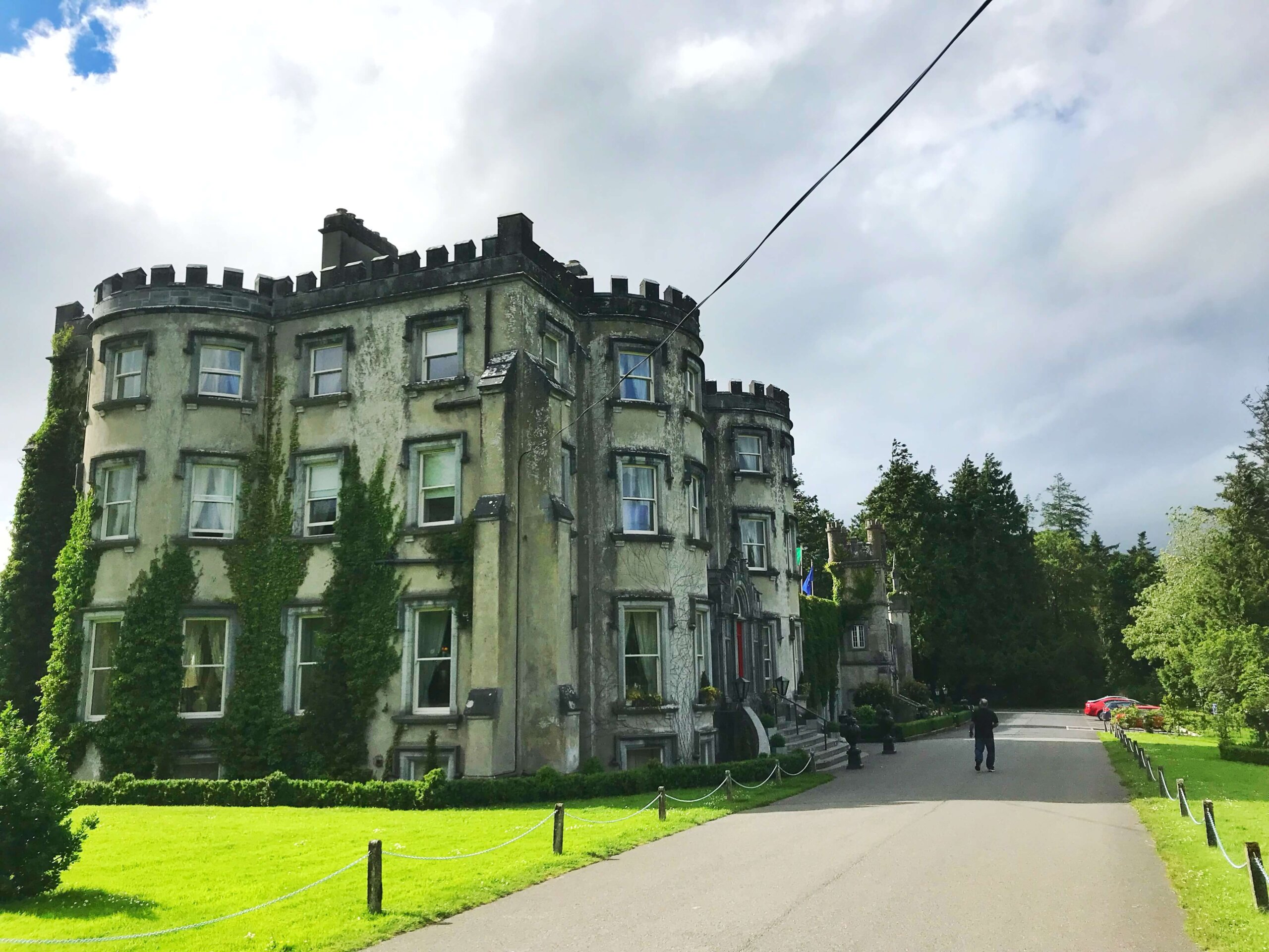 Affordable castle hotel in Ireland