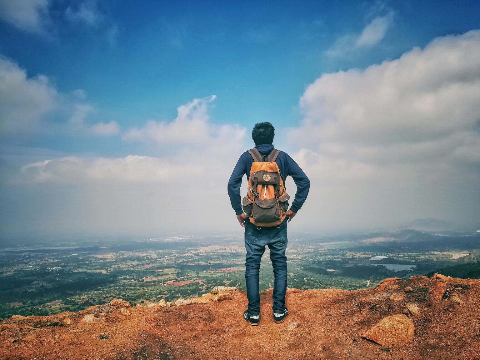 The Ambivert Explorer: Balancing Adventure and Solitude on Your Travels